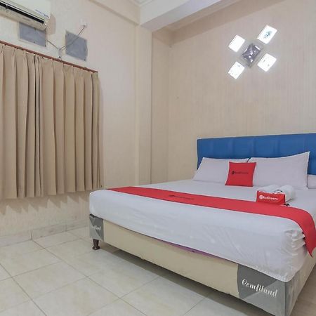 Reddoorz Syariah Near Terminal Batu Ampar 2 Hotel Баликпапан Екстериор снимка